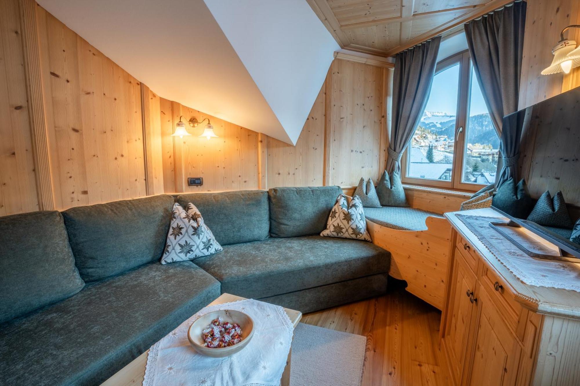 Residence Cesa Ladina Ортізеї Екстер'єр фото